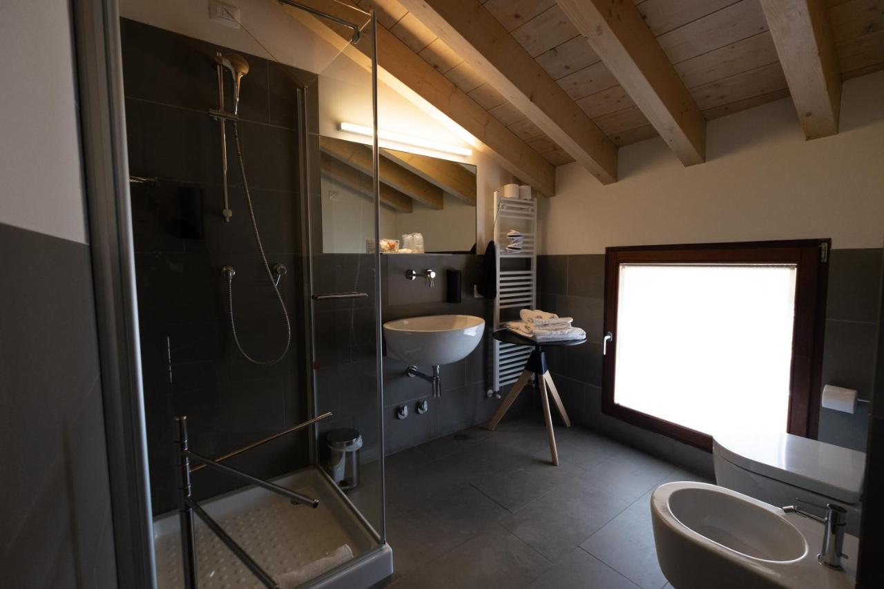 La Ripa Boutique Hotel Albino Екстериор снимка